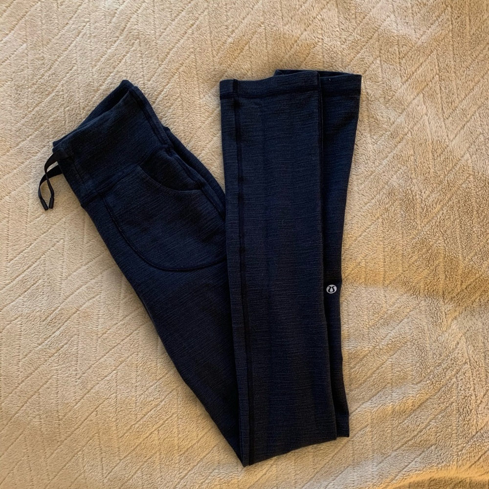 Lululemon navy leggings